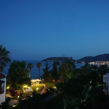 Royal מלון דטקה